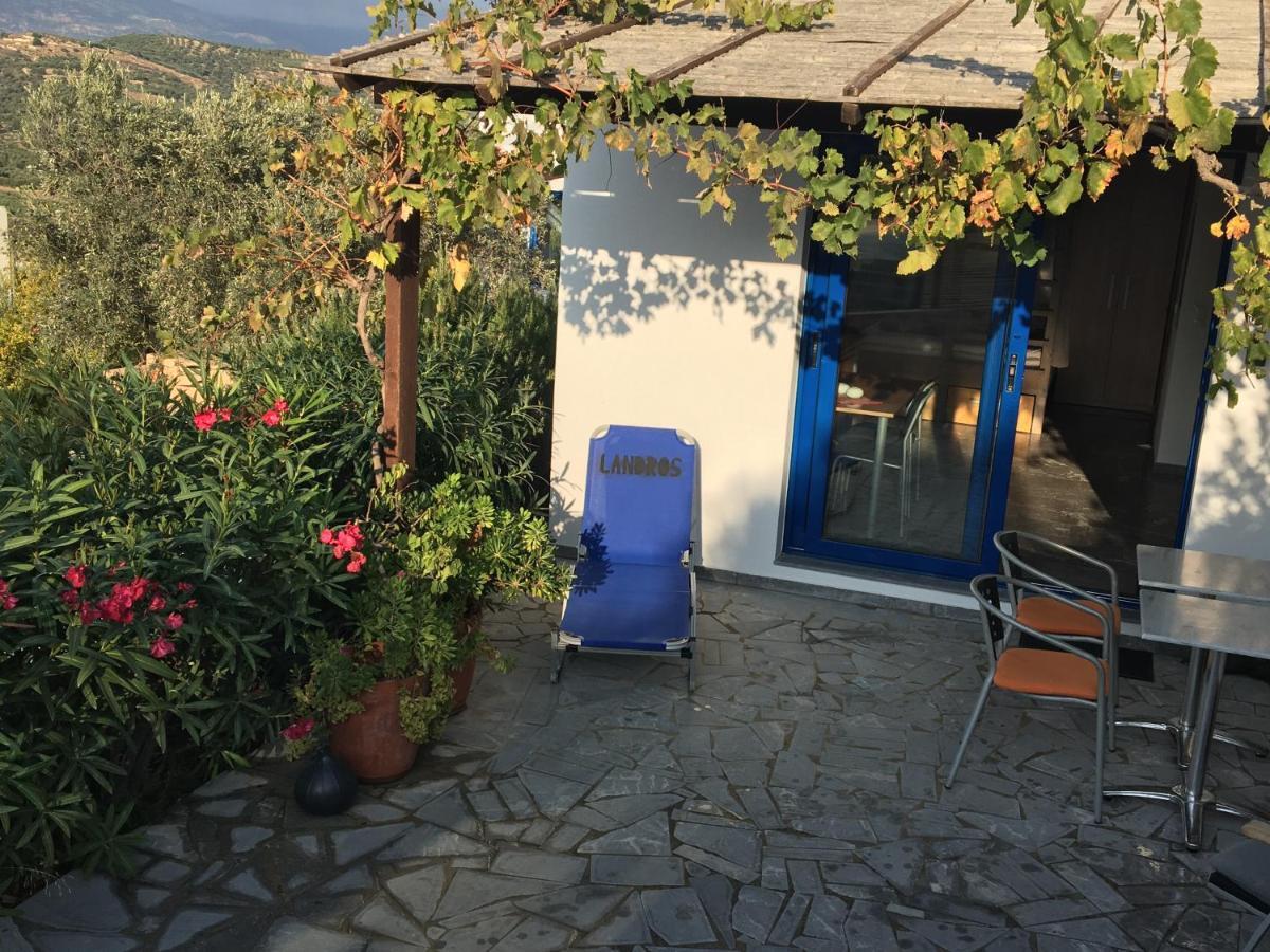 Vila Landros Kamilárion Exteriér fotografie