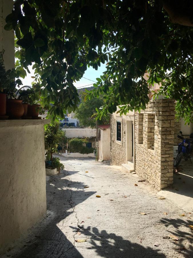 Vila Landros Kamilárion Exteriér fotografie